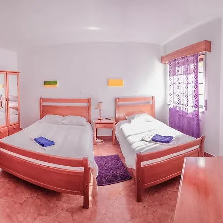 Hostel The Sunway Atouguia Da Baleia